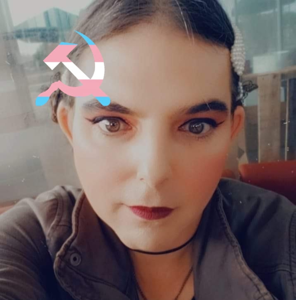 Meet your Posher, Eva